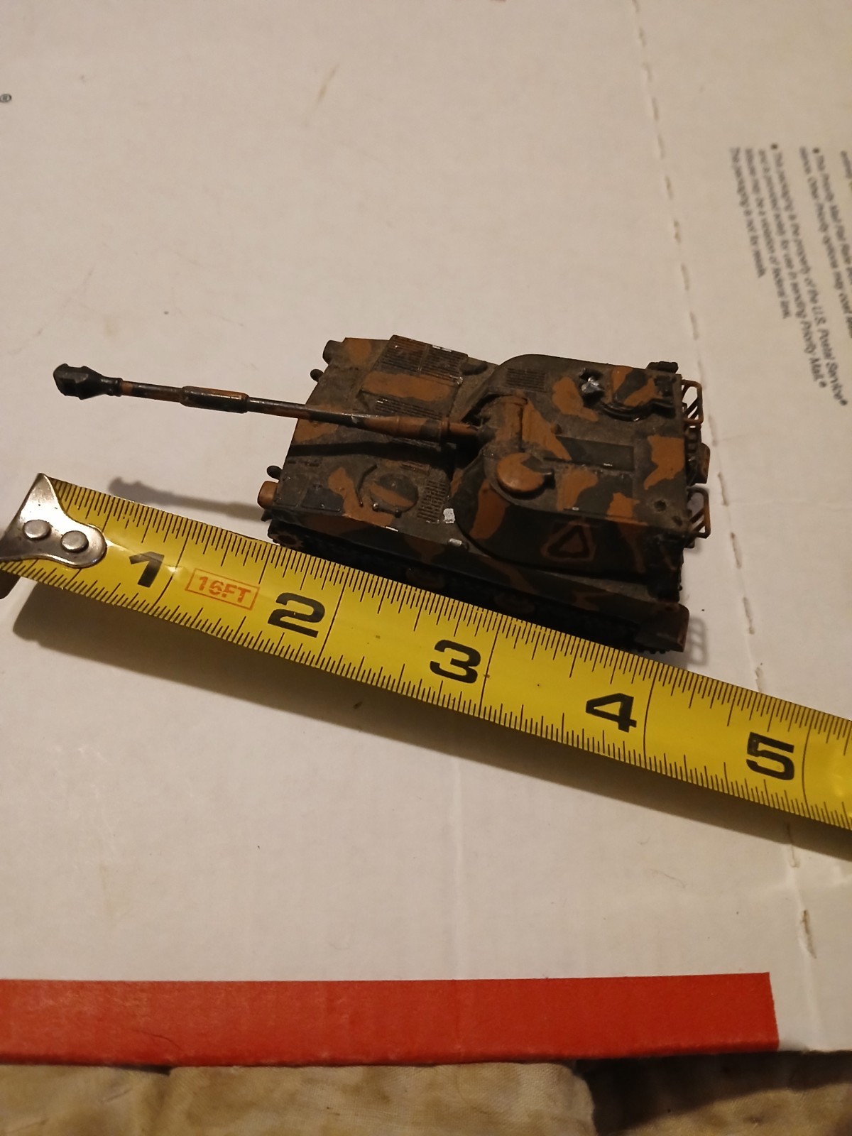 2 – 3.5″ Plastic Dmgm M109 Paladin VE- TANK Camouflage Plus Green Tanks Lot 2