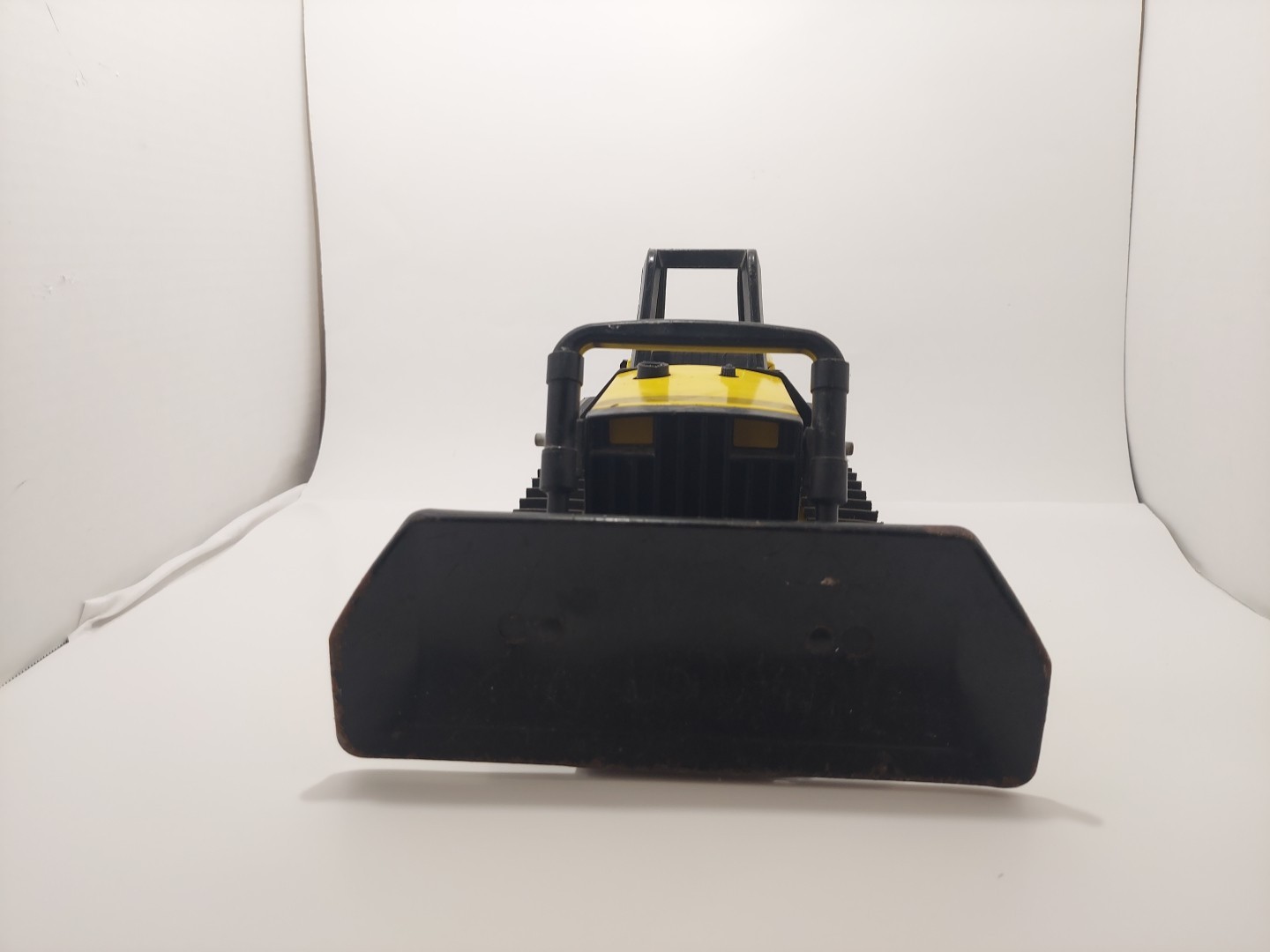 Vintage Tonka 1980’s Yellow Pressed Steel Bulldozer 13″ Model #51054 NICE COND.