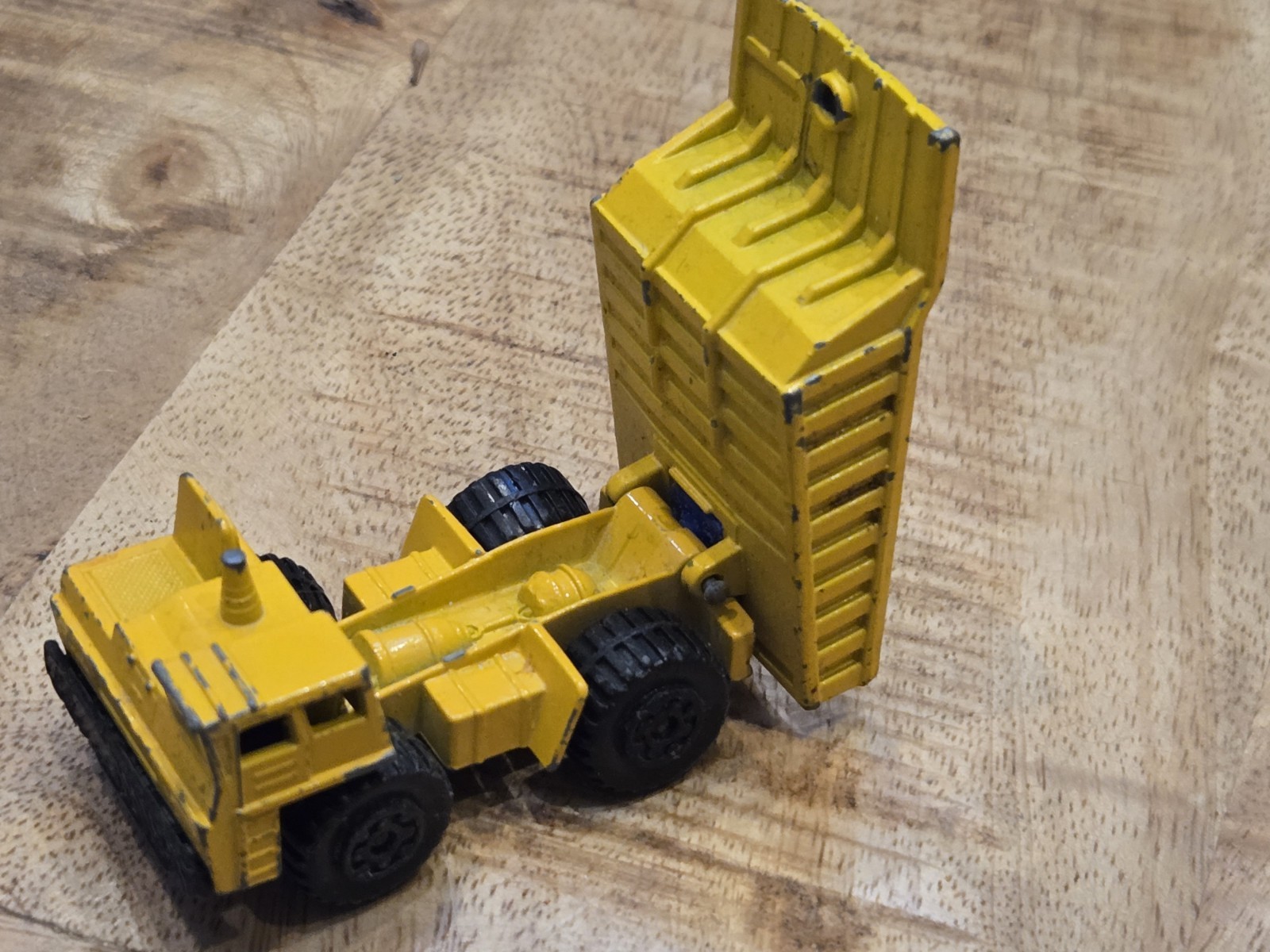 Matchbox Faun Dump Truck Diecast Metal – Yellow Black 1976