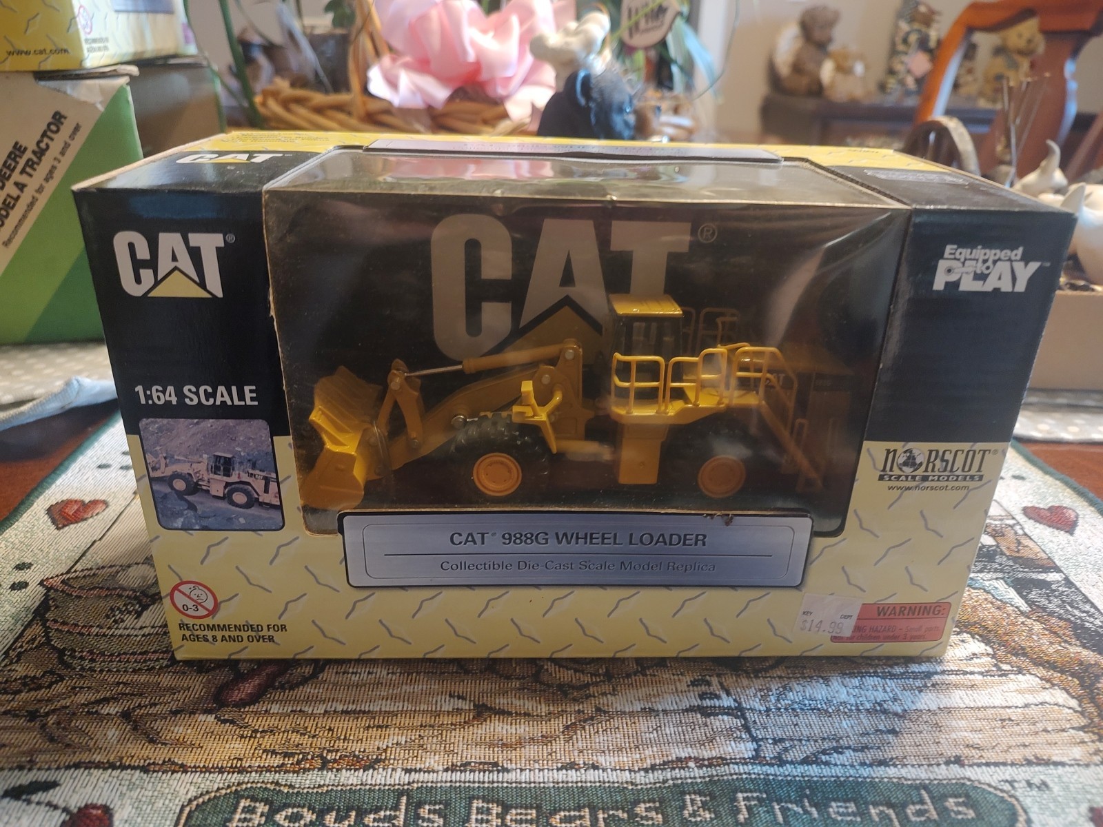 Cat 988G Wheel Loader 1:64 Scale Norscot Die-Cast Metal 2005 NIB Model #55302