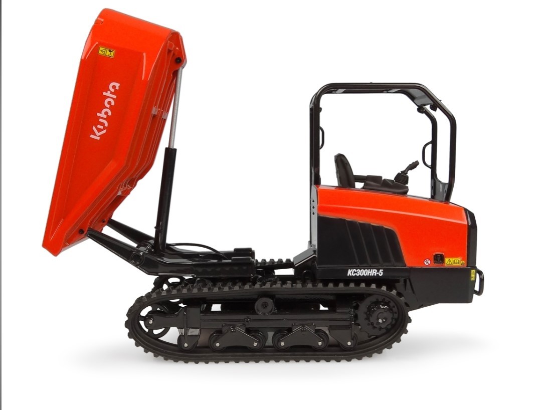 UNIVERSAL HOBBIES – Kubota KC300HR-5 Crawler Carrier – 1/24 – UH8155