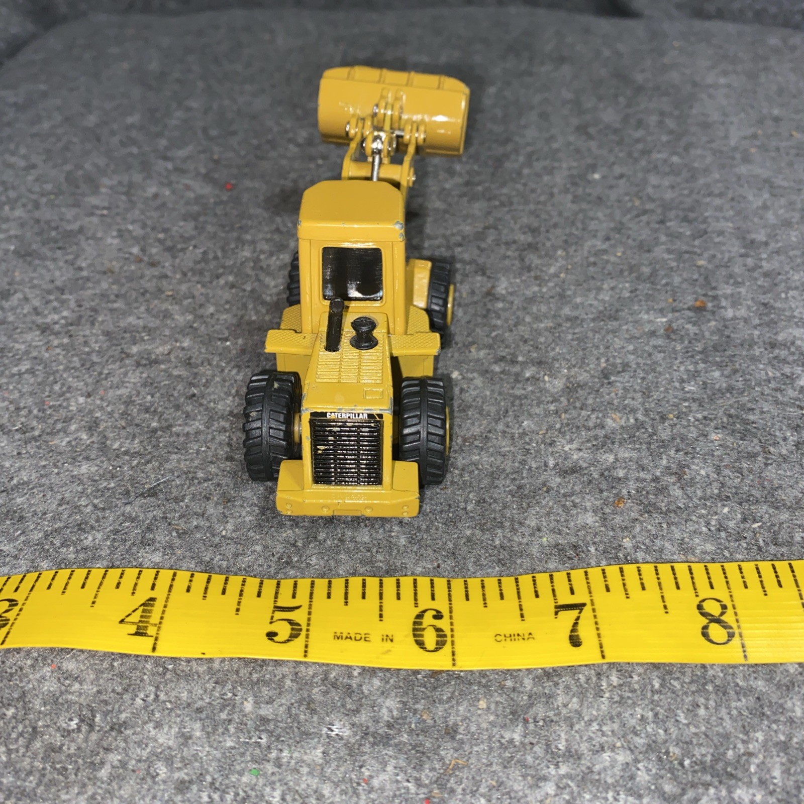1990’s Norscot CAT Caterpillar 950F Wheel Loader 1:64 Scale Construction Vehicle