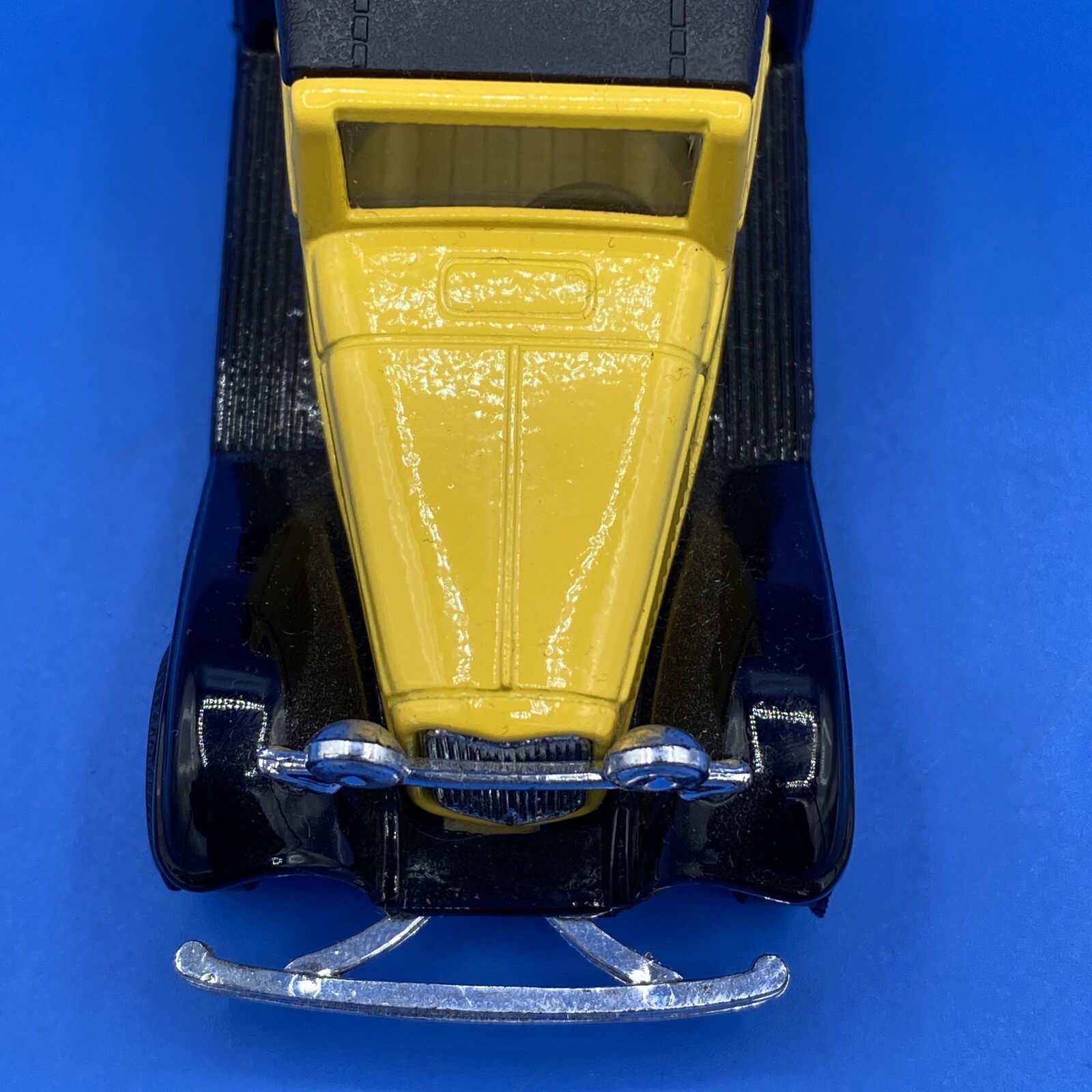 Vintage Ford Coupe Yellow 1/43 Die Cast Opening Doors #8875
