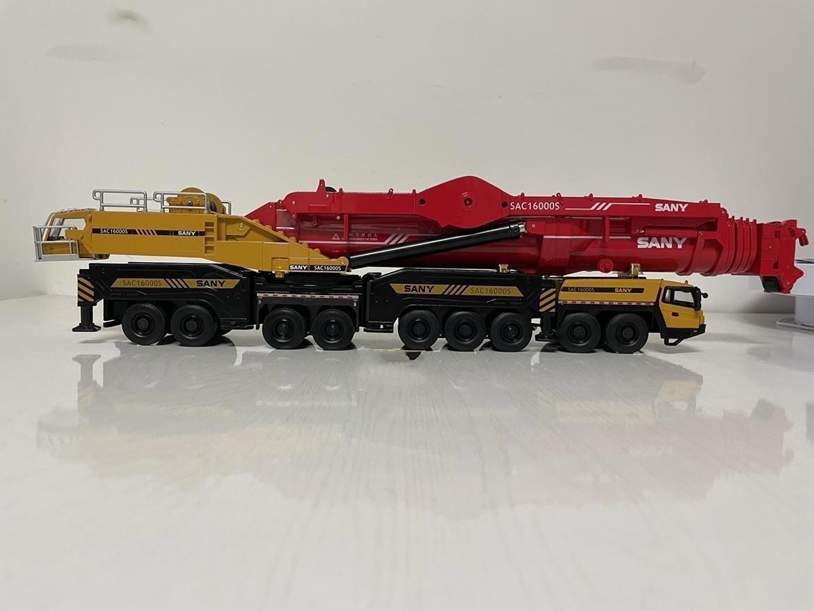Stock! 1:/50 SAC16000S All Ground Engineering Crane Alloy Collectible Models