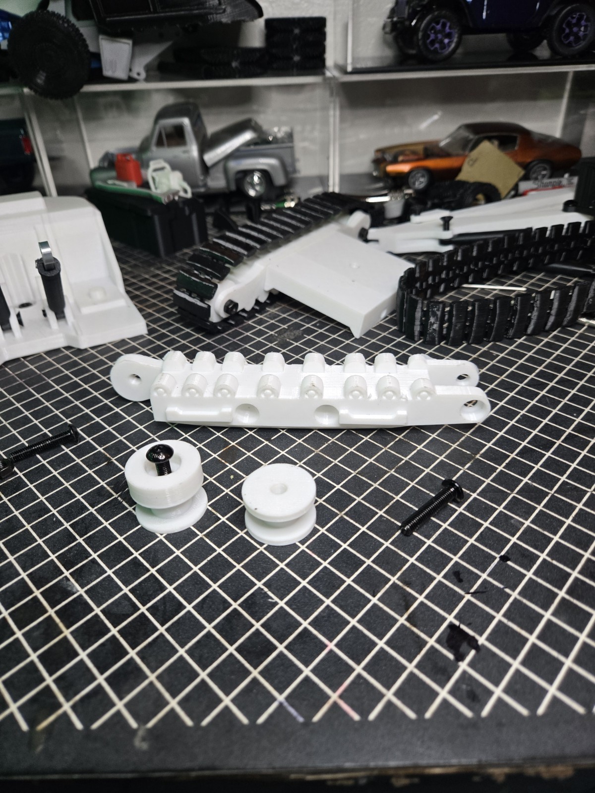 Excavator Model Kit 1-24 Scale With Rubber Tracks