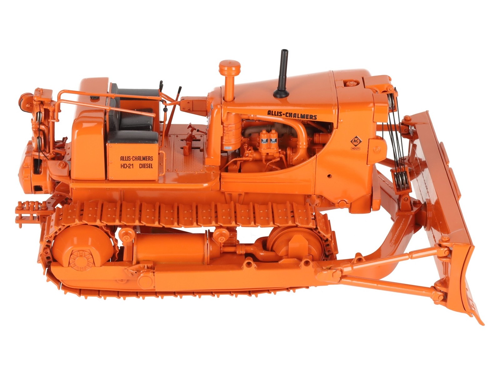 First Gear 40-0125 1:25 Allis-Chalmers HD-21 Crawler with Offset Disk Harrow/Box
