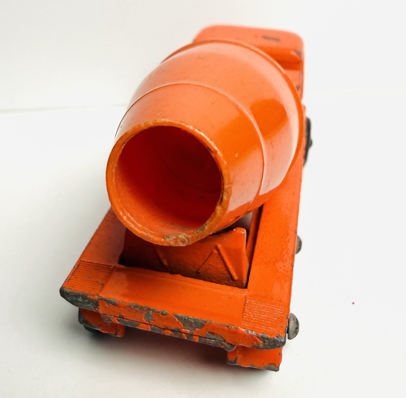 Vintage 1960s Lesney Matchbox No.26 Foden Cement Mixer Black Wheels Concrete Toy
