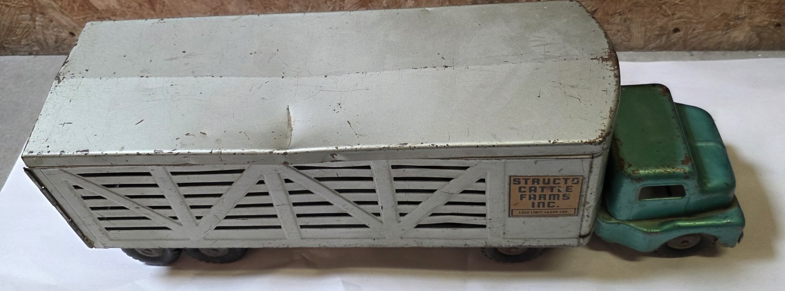 Orig 1950s STRUCTO Pressed Steel CATTLE LIVESTOCK TRACTOR TRAILER Toy TRUCK