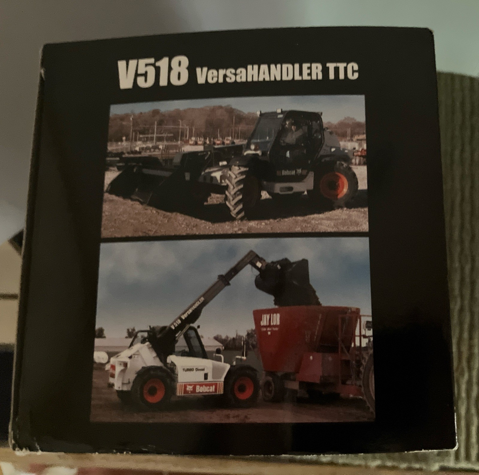 Bobcat V518 Versahandler TTC 1:25 Scale Diecast Model 6901258 NIB Circa 2000