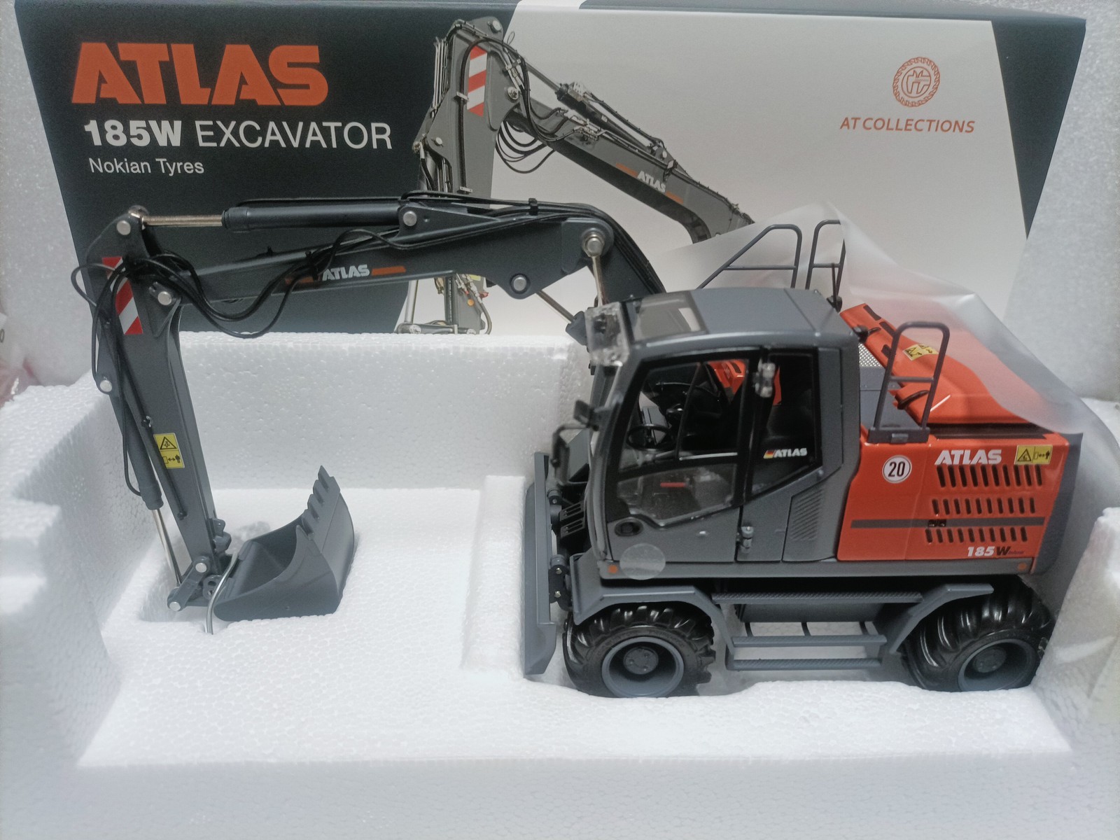AT 1 32 Atlas Engineering Excavator Model ATLAS 185W Excavator Nokian Grey