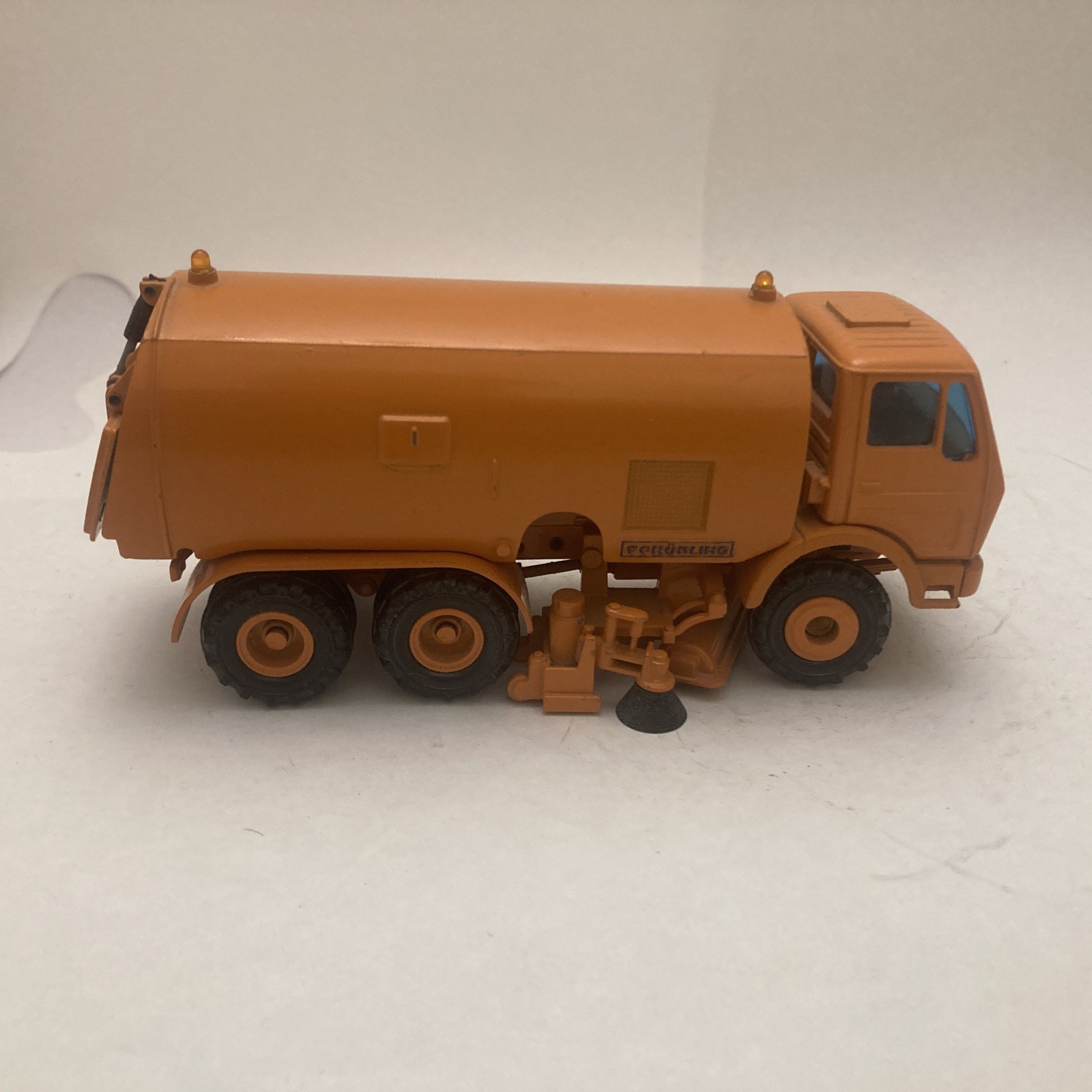 Gescha No. 3042 TSZ Schorling Street Sweeper Truck 1:50 Diecast West Germany