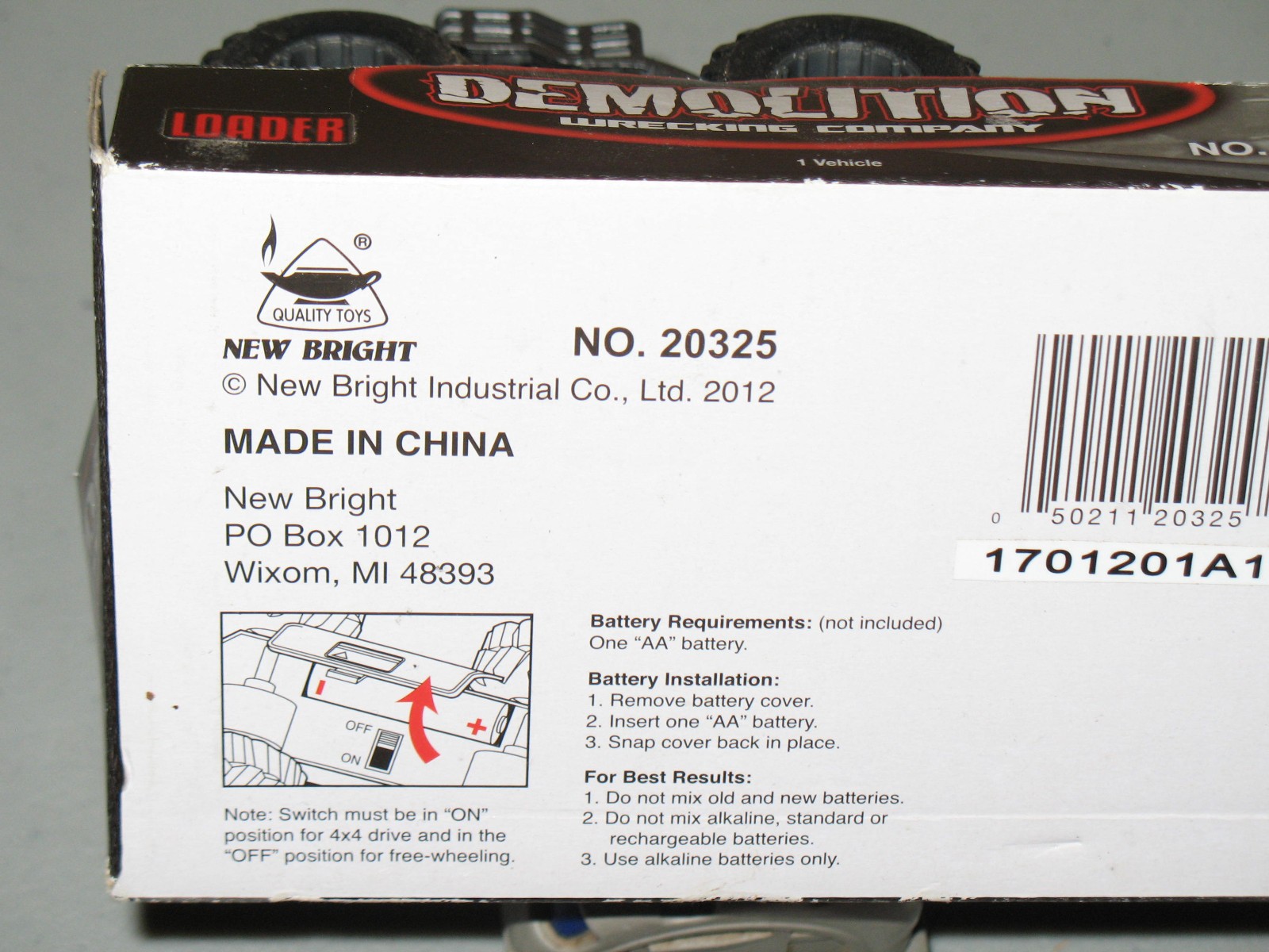 New Bright Wheels Demolition Wrecking Company Construction Loader 20325 battery