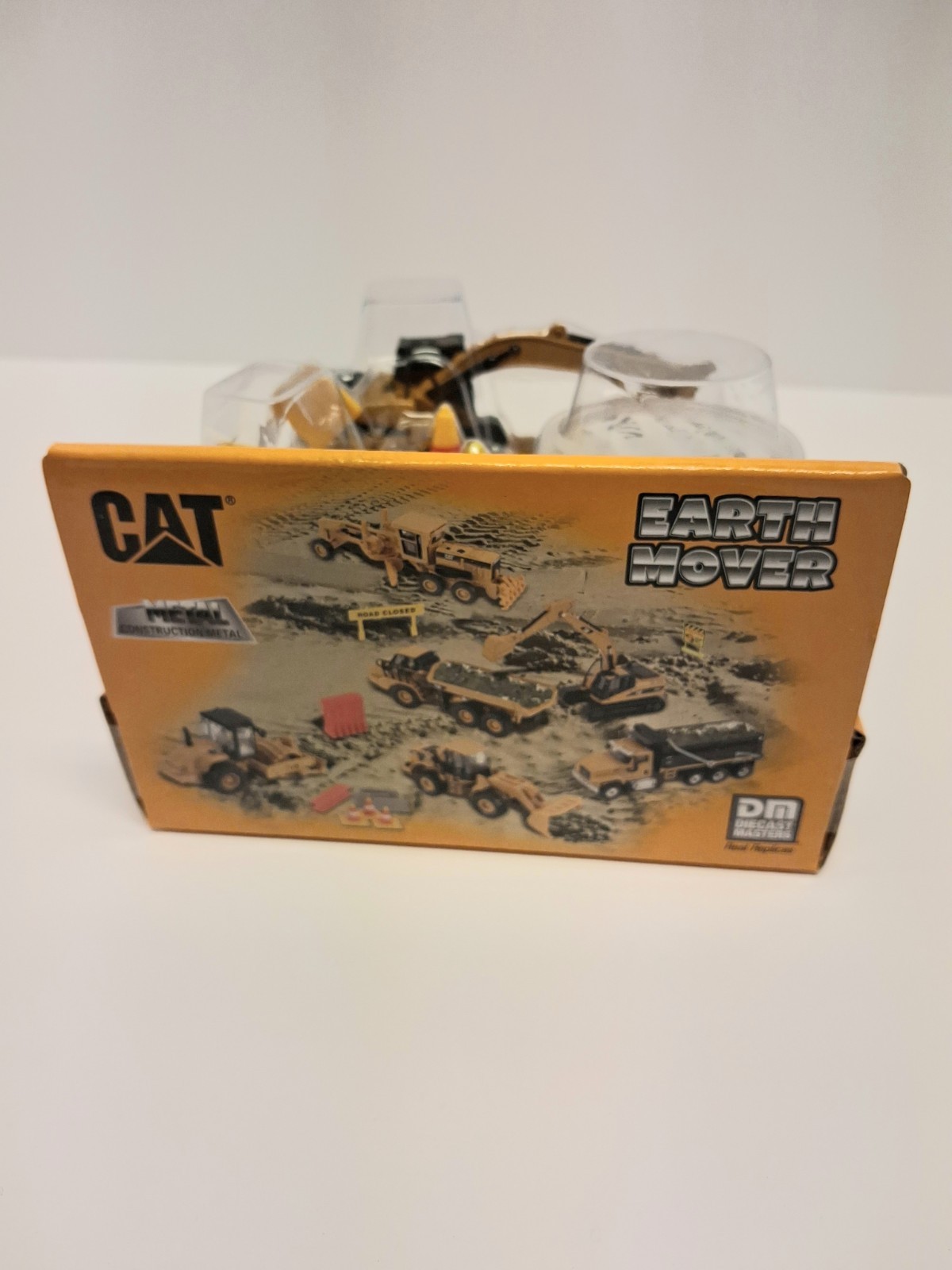 Caterpillar Excavator Earth Mover By Die-cast Masters 1/87 Scale Model Playset