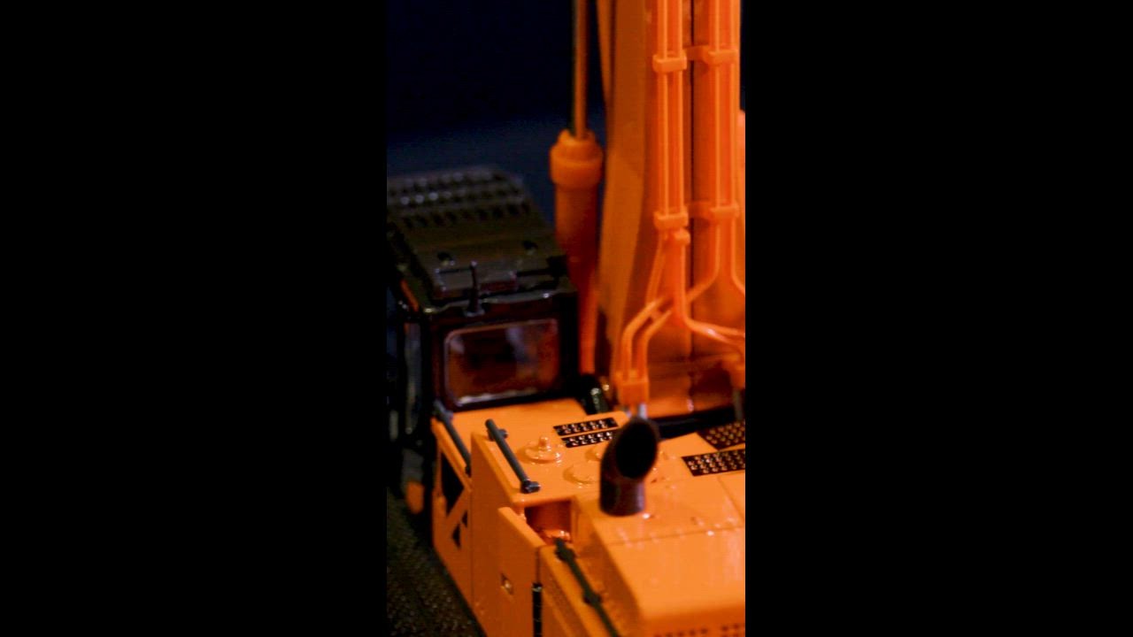 Hitachi ZX890LCH-7 Diecast Excavator Model 1/50 Scale Hydraulic Crawler JPN NEW