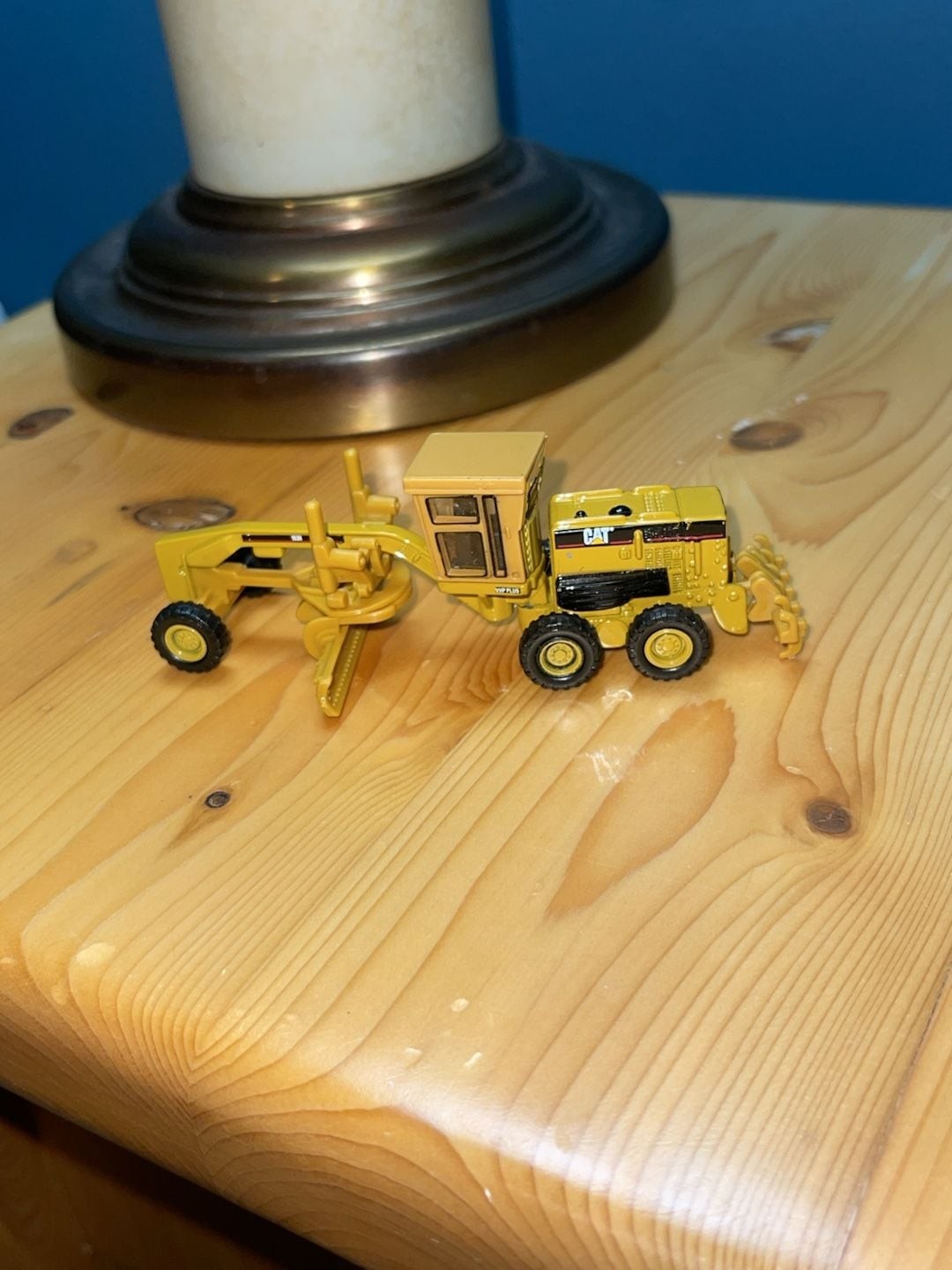 Caterpillar CAT 163H VHP Plus Motor Grader Diecast Construction Toy