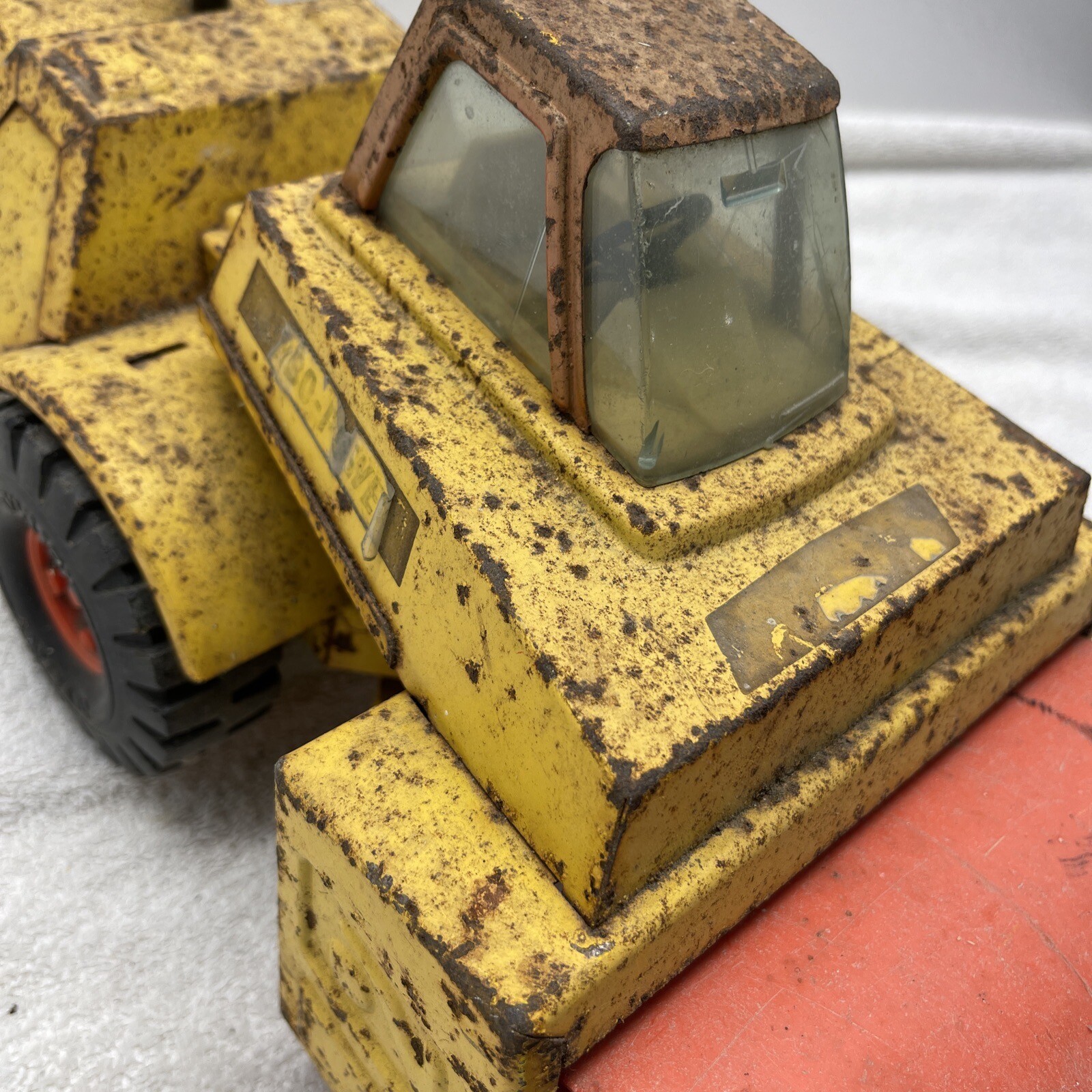 1970s Nylint Pressed Steel Yellow and Black 17” Turbo Articulating Steam Roller