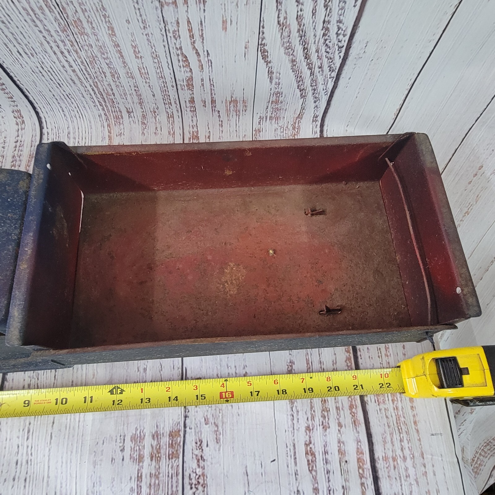 Vintage structo? 1920 or 30 very old pressed steel dump truck 24″ long no hood