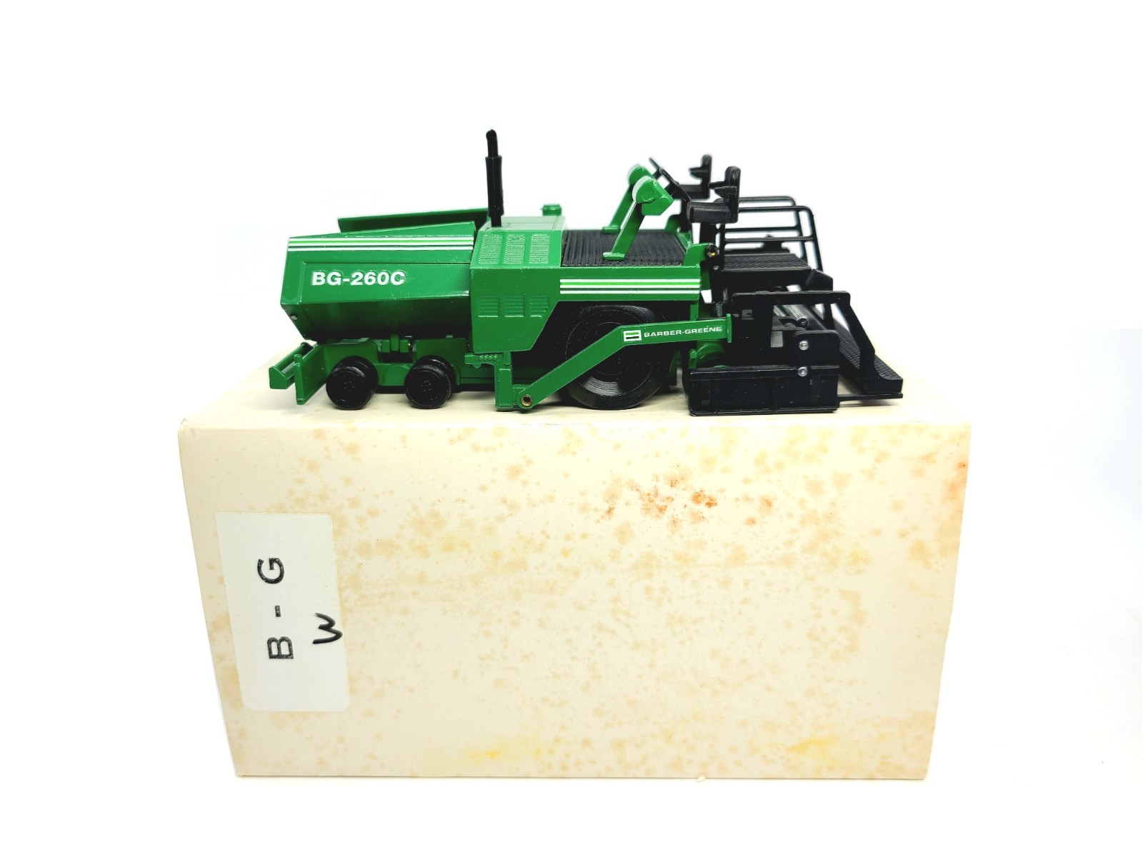Barber-Greene BG-260C Asphalt Paver – NZG 1:50 Scale Diecast Model #388.3 New