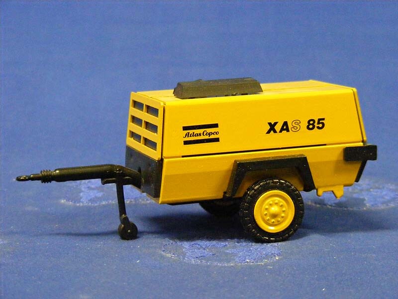 NZG 270 Atlas Copco XAS85 Compressor 1/25 Die-cast MIB