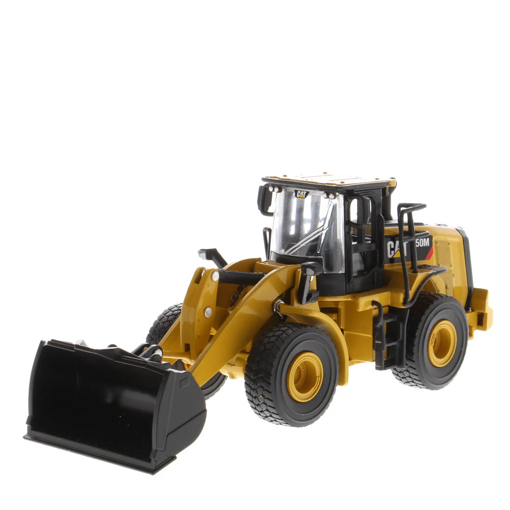 Caterpillar Cat 950M Wheel Loader Log Fork 1:64 Scale Diecast Masters 85635