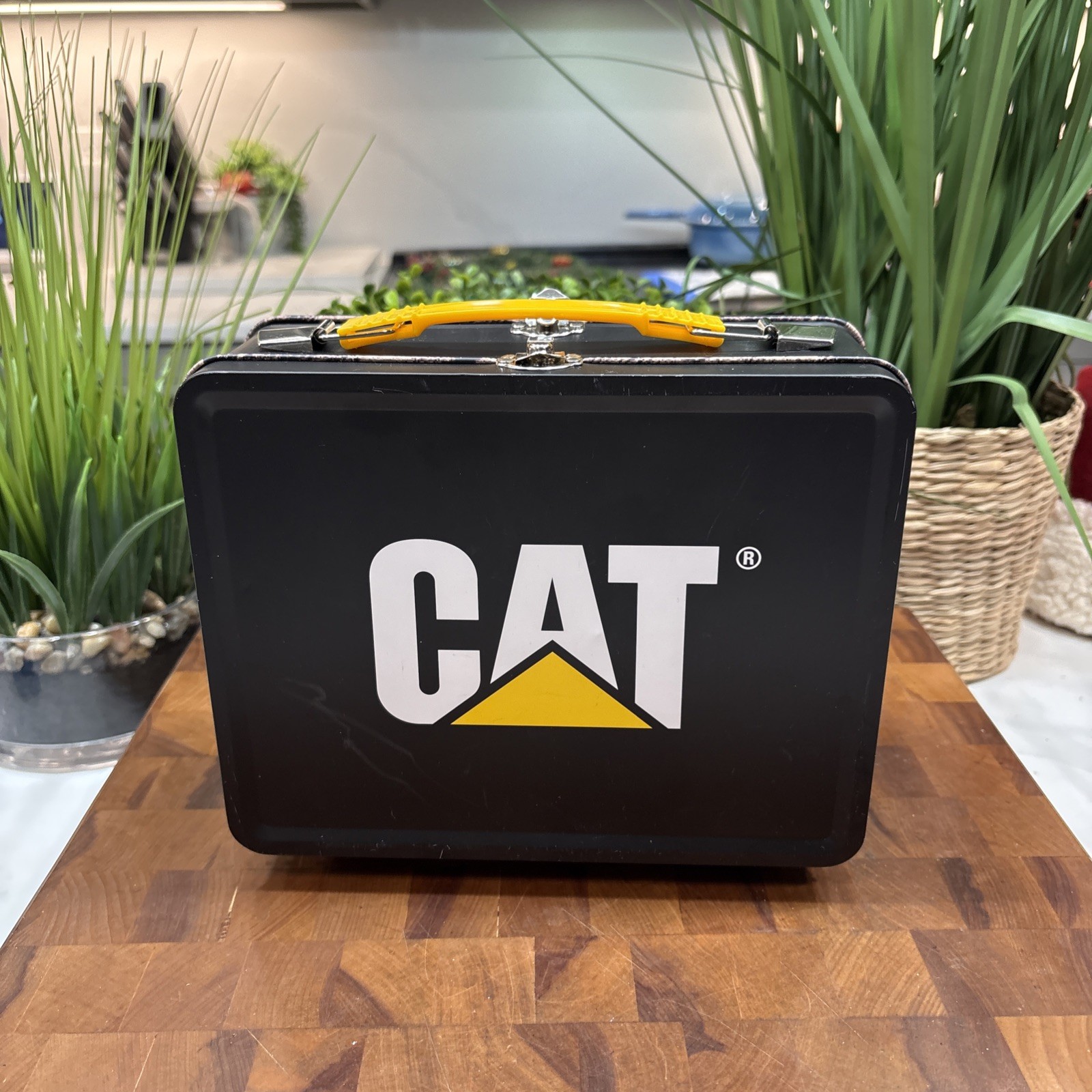 CAT ( Caterpillar ) Kids Little Machines Store N Go Playset Construction Site