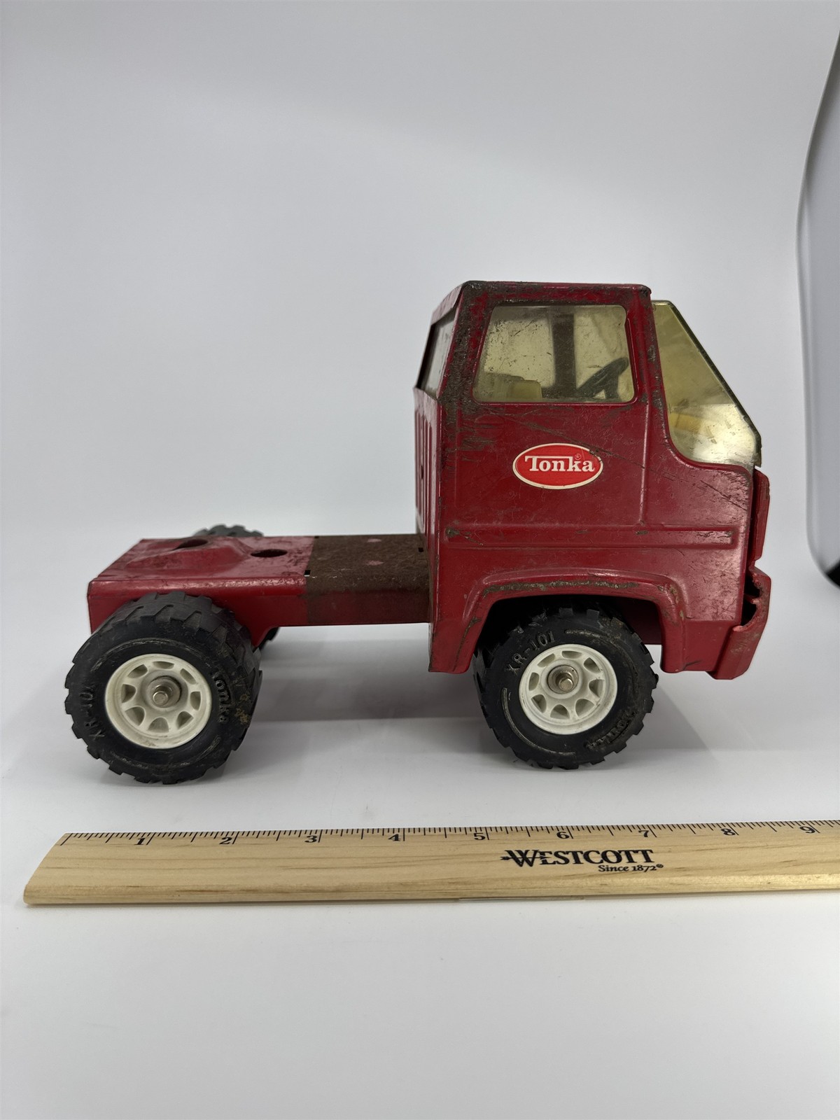 Vintage Red Steel Tonka Super Tanker Cab/Semi Truck Toy