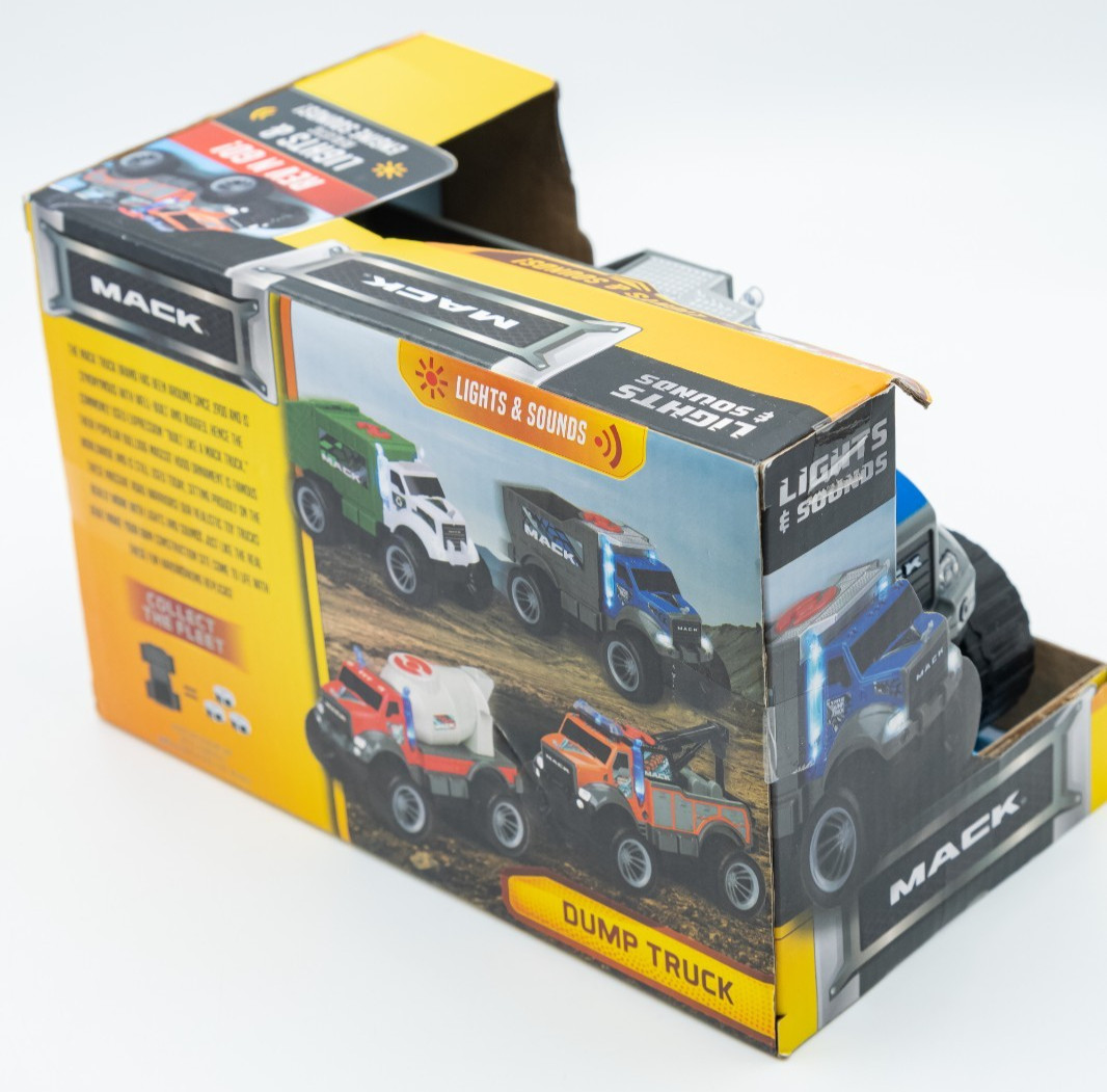 MACK TRUCK WITH LIGHTS & SOUNDS – DUMP TRUCK NEW IN BOX !!
