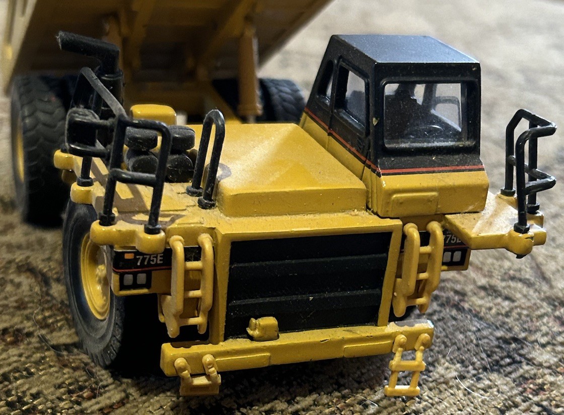 ‘Norscot Group Inc’ Caterpillar 775E Off Highway Dump Truck Used No Box COOL!!!