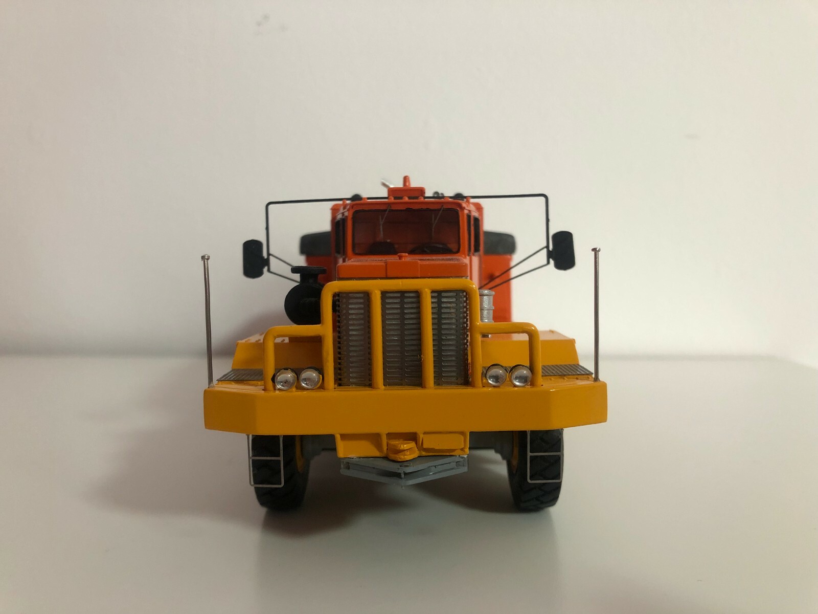 Resin 1/50 Oshkosh J30120 6×4 Transpesa Della Volpe – Built by Fankit Models
