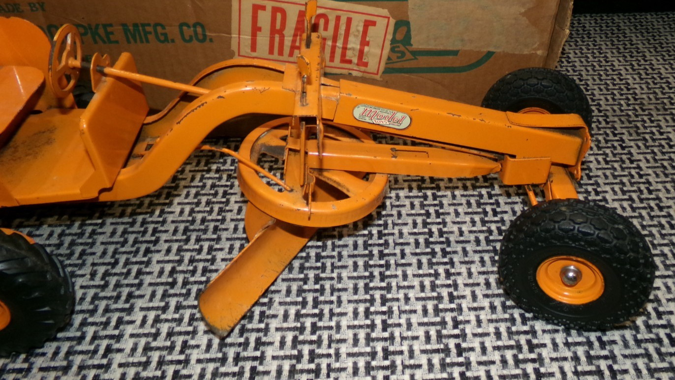 Vintage 1950s Pressed Steel Doepke Adams Orange Road Grader #2006 Original Box