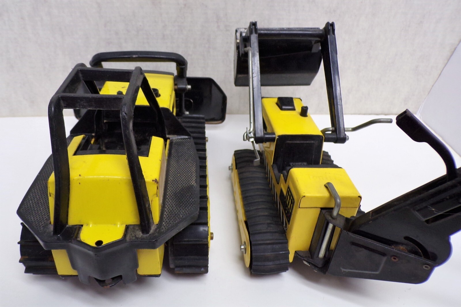 VTG Tonka T6 Backhoe Bulldozer Crane 810659 & Steel Classics Bulldozer 952 RS1-4
