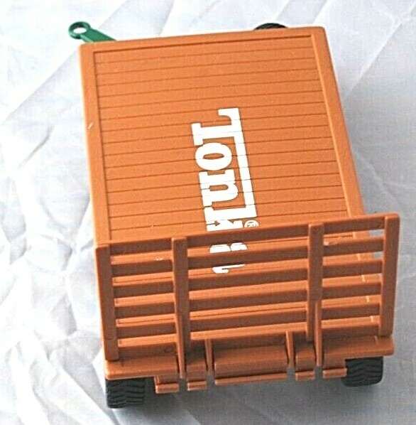 Tonka Hasbro Rare Hay wagon / Hay Rack Farming Brown, Green, And Red Preowned