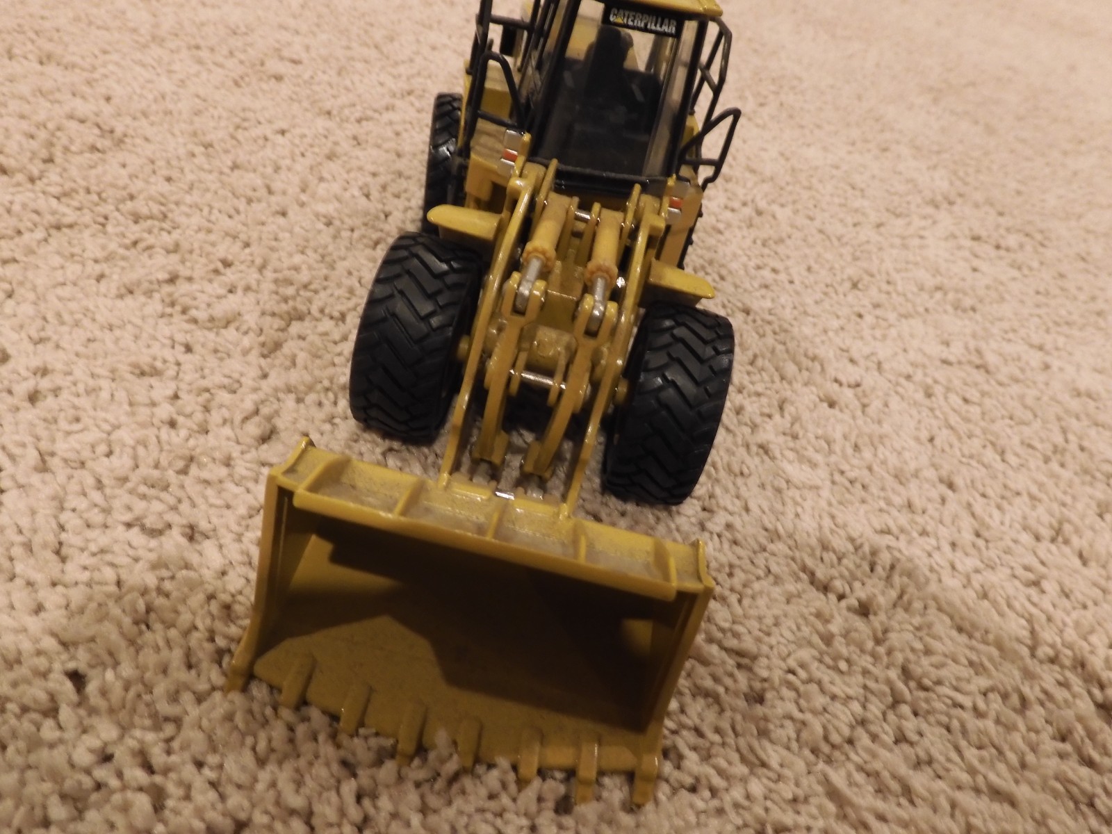 NORSCOT GROUP CATERPILLAR 980G WHEEL LOADER DIE CAST CONSTRUCTION EQUIPMENT
