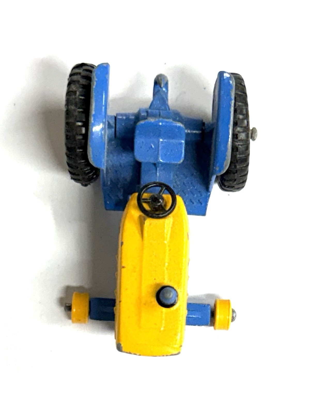 Vintage 1960s Matchbox Ford Tractor No. 39 Lesney England Missing Black Wheels