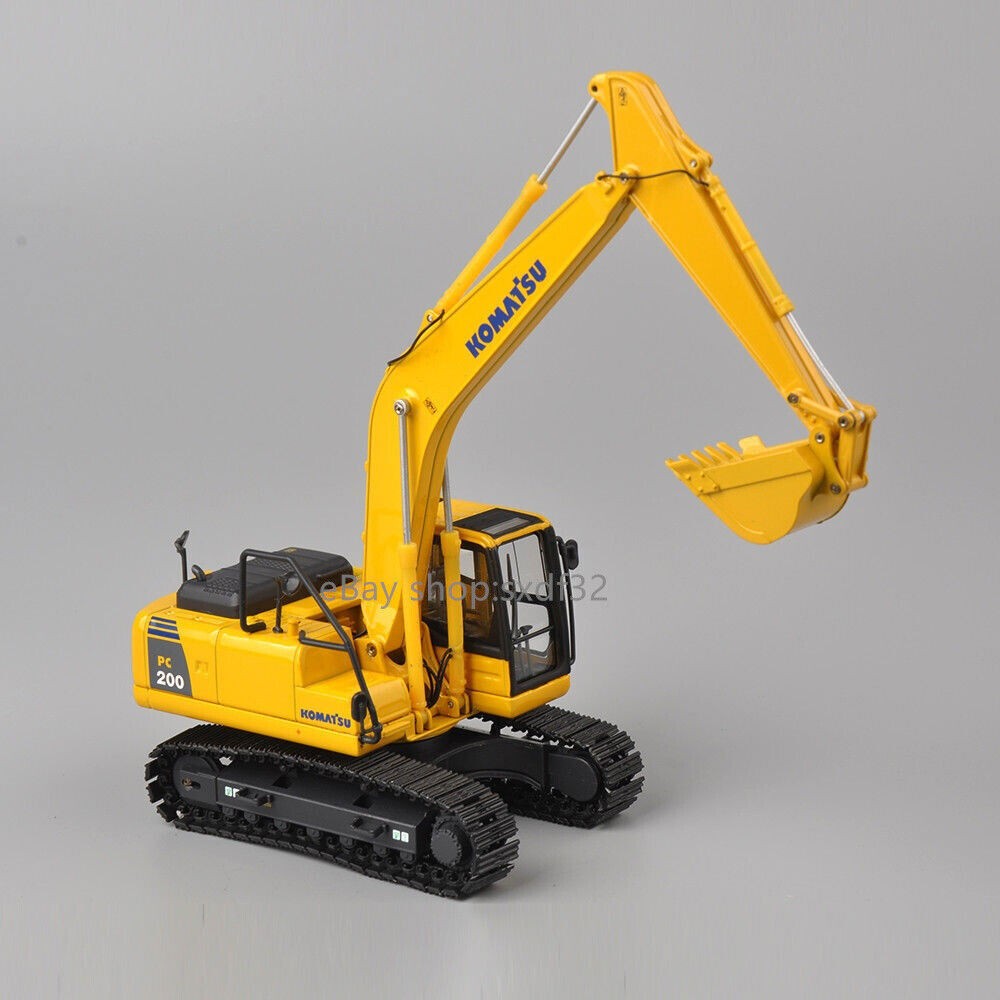 Komatsu PC200 Excavator Vehicle Model Alloy Diecast Construction Toy 1/50 Gift