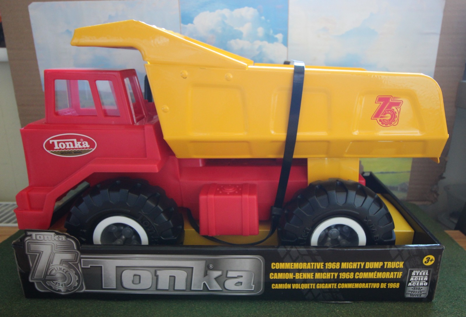 RARE TONKA 75th YEAR ANNIVERSARY 1968 MIGHTY DUMP TRUCK BRAND NEW IN PACKAGING
