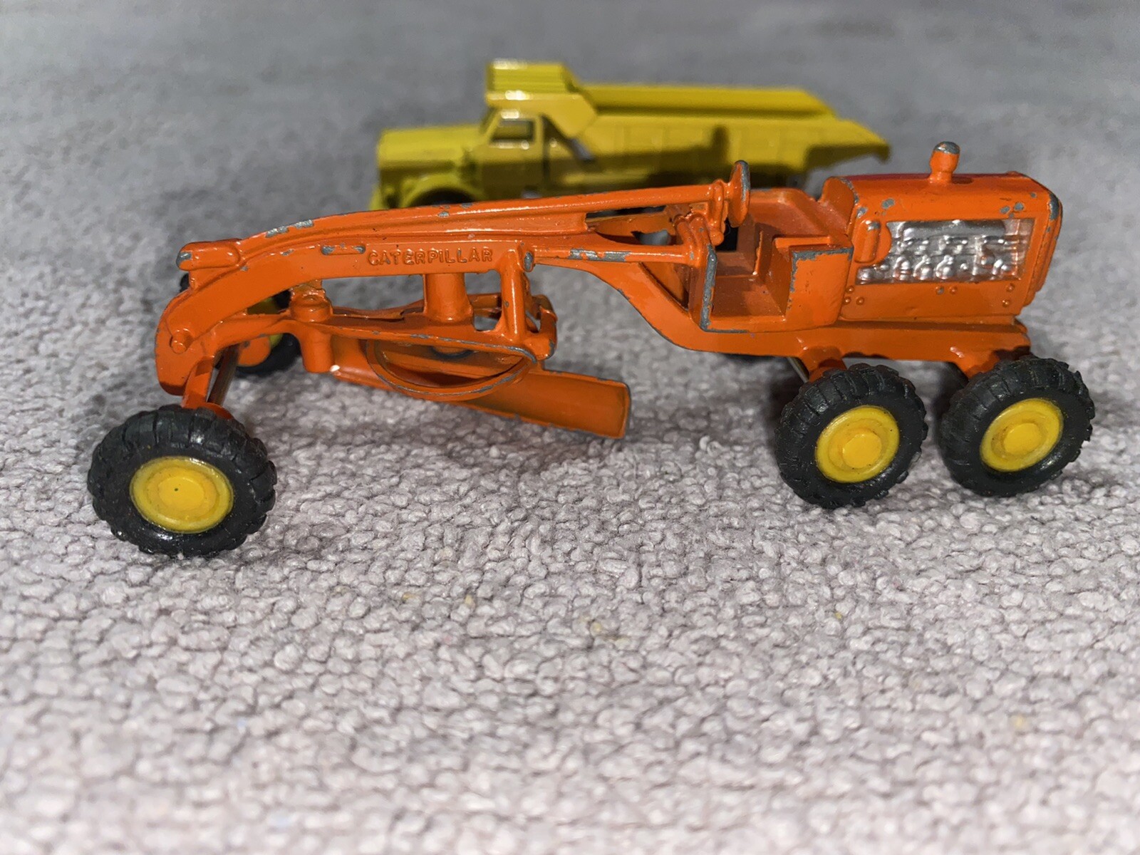 Vintage Zylmex 8102 Orange Motor Road Grader Hong Kong & EUCLID R-40 Dinky toys