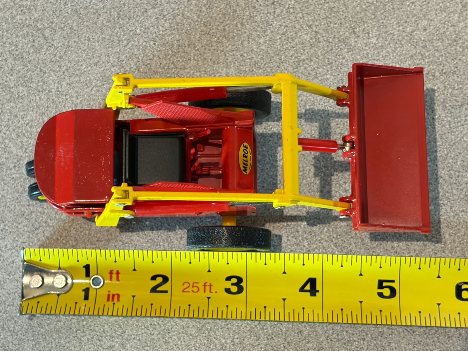 Melroe Bobcat M-200 Loader – Clover 1:25 Scale Diecast Model