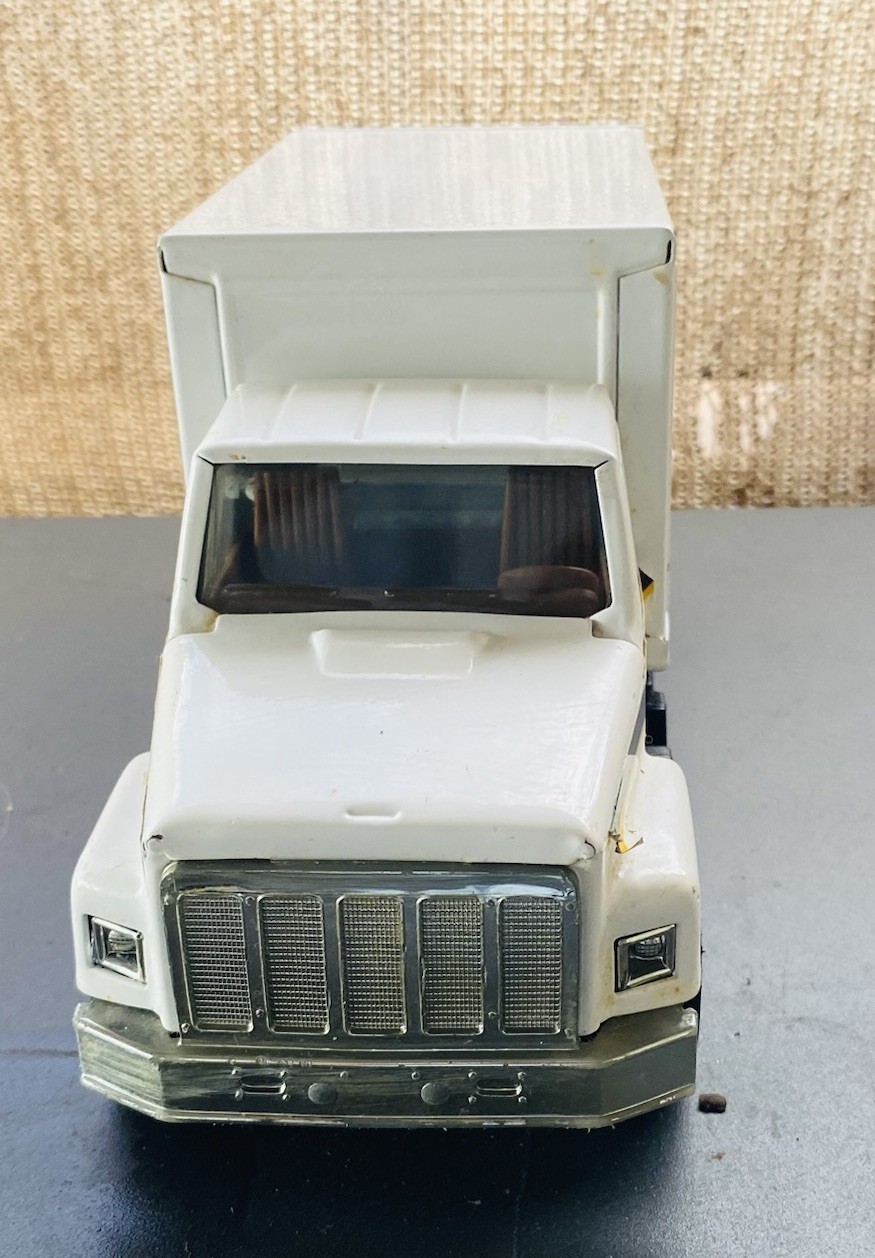 VINTAGE RARE ERTL CAT INTERNATIONAL CATERPILLAR DELIVERY TRUCK METAL (20C)