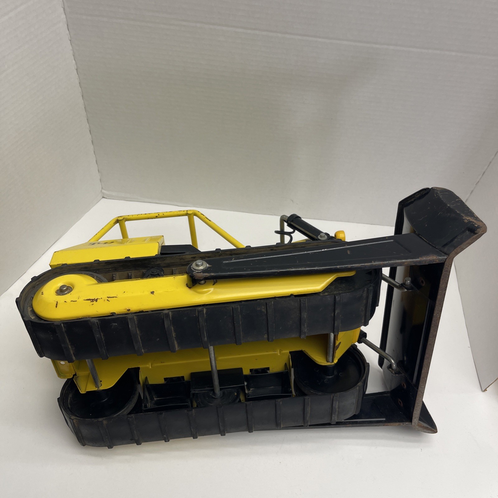 Nice! COMPLETE 1976-77 Mighty Tonka T-9 Bulldozer Approx 17 inches