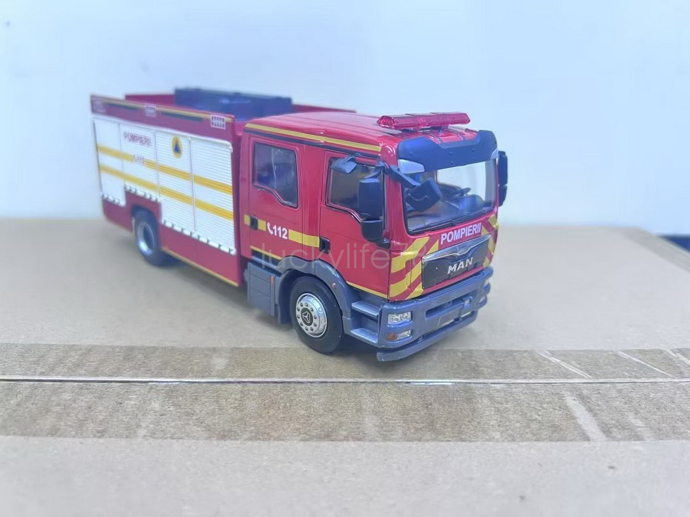 1/43 Scale MAN POMPIER II Fire Truck Diecast Model Toy Gift Collection IN BOX
