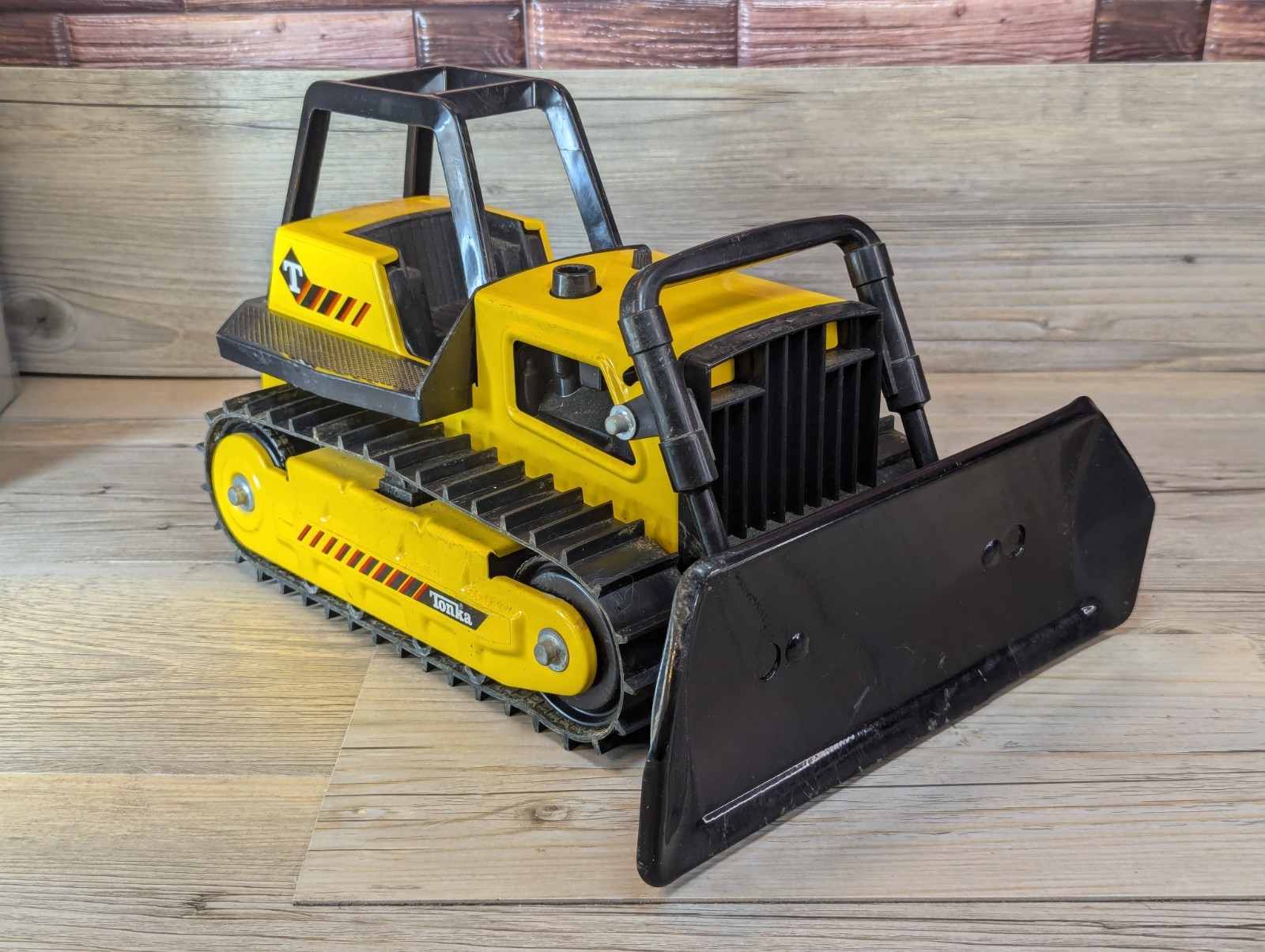 Tonka Steel Bulldozer 13″ Yellow Model 51054 Excellent Condition Vintage 1980’s