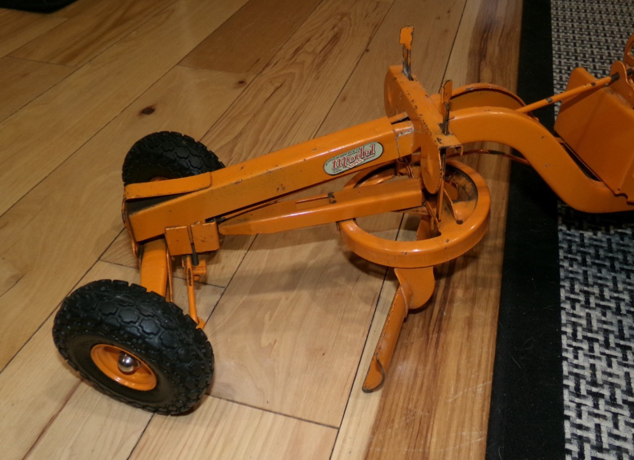 Vintage 1950s Pressed Steel Doepke Adams Orange Road Grader #2006 Original Box