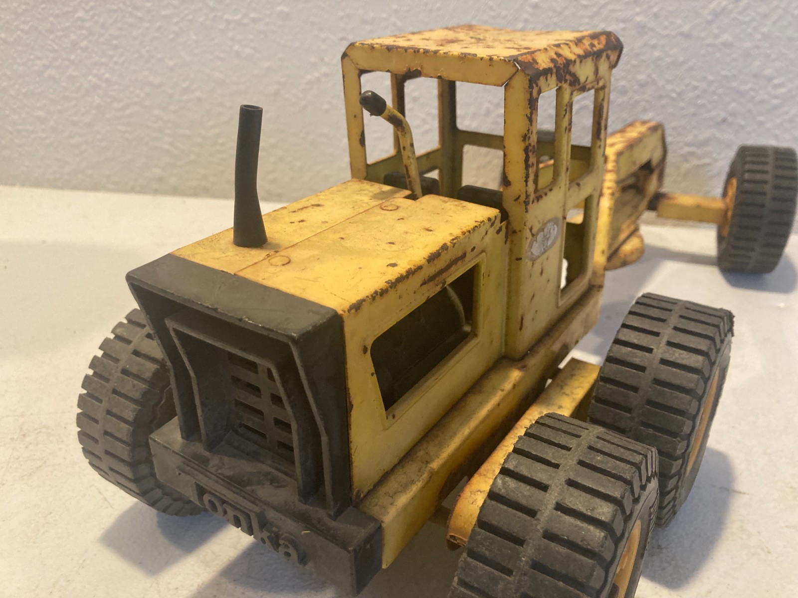 Lot of 2 Tonka MR-970 Road Grader & Bulldozer Crawler Tractor 1970s