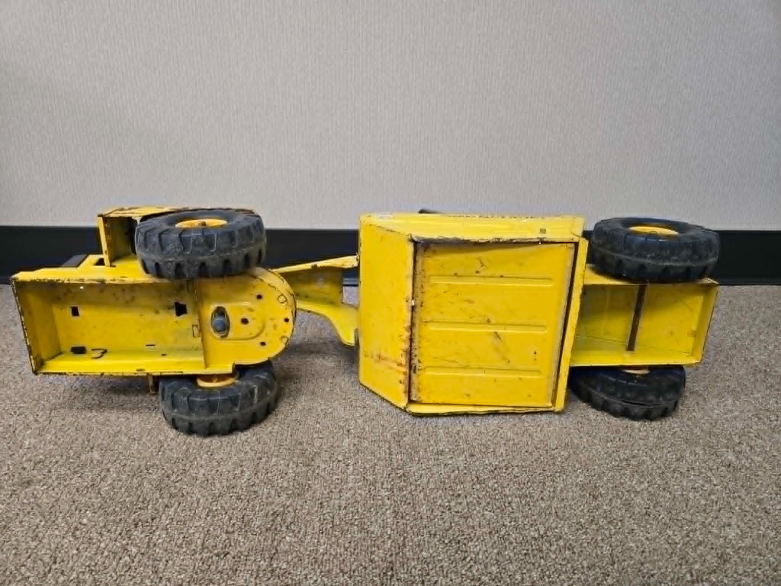 Vintage Tonka Pressed Steel Mighty Tonka Scraper Construction Vehicle Used/Fair