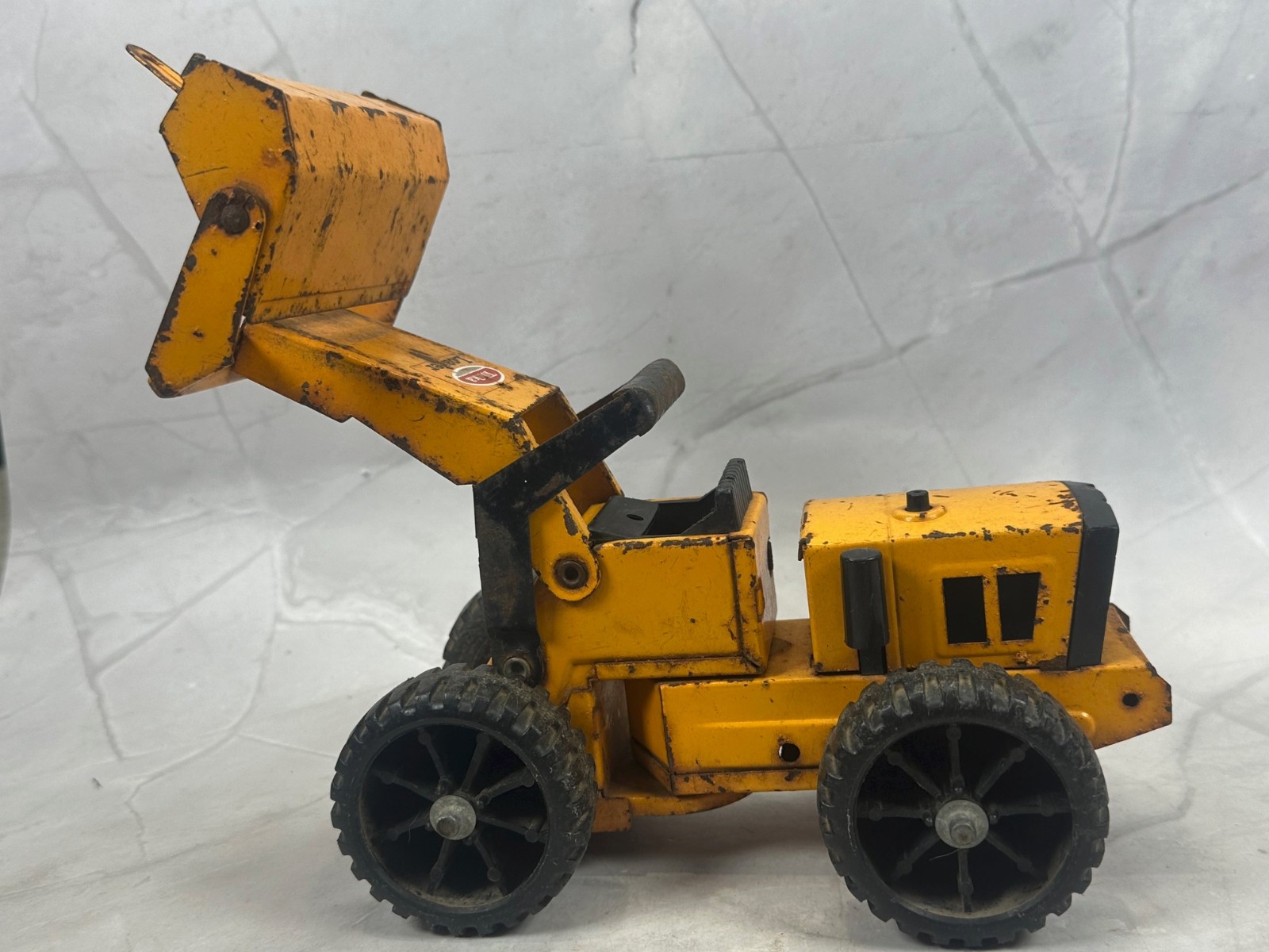 1970’s Tonka Pressed Steel Front End Loader 10” Construction – Rare Orange Color