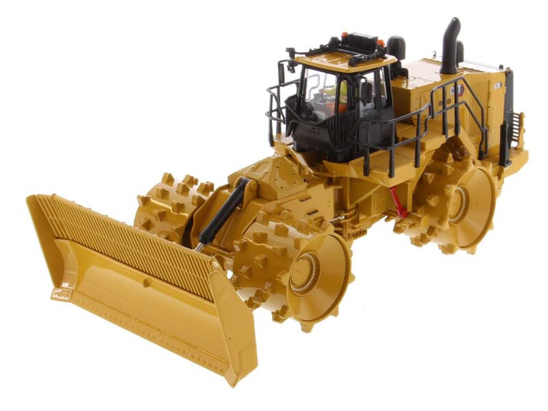 Caterpillar 836 Landfill Compactor 1:50 Scale Model – Diecast Masters 85763