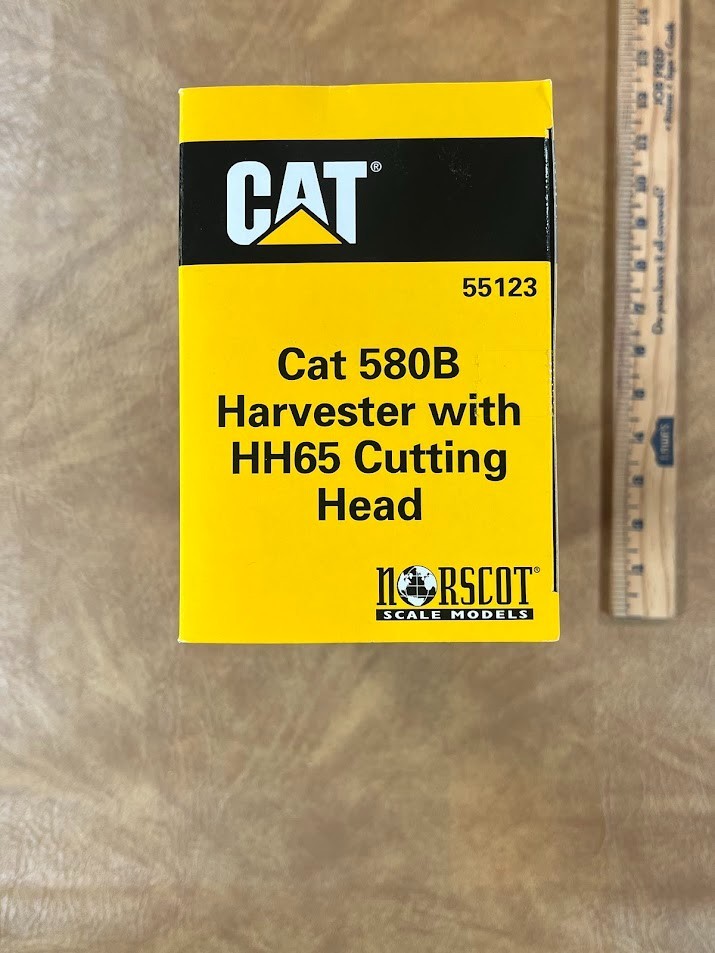 CAT 580B Forestry Harvester 1:50 Diecast w/ HH65 Head Norscot NEW FREE SHIPPING