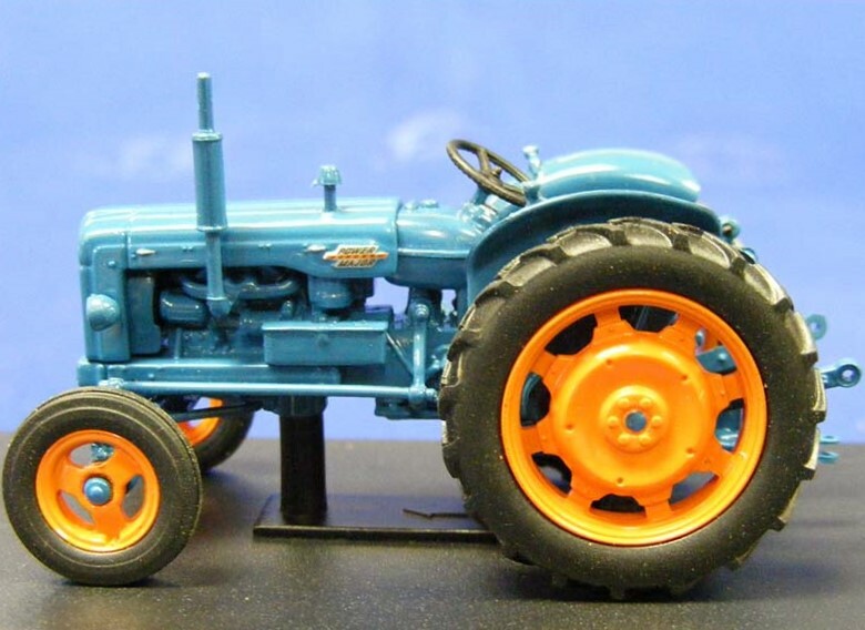 Universal Hobbies 6022 Fordson Power Major Tractor 1/43 High Detail Die-cast MIB