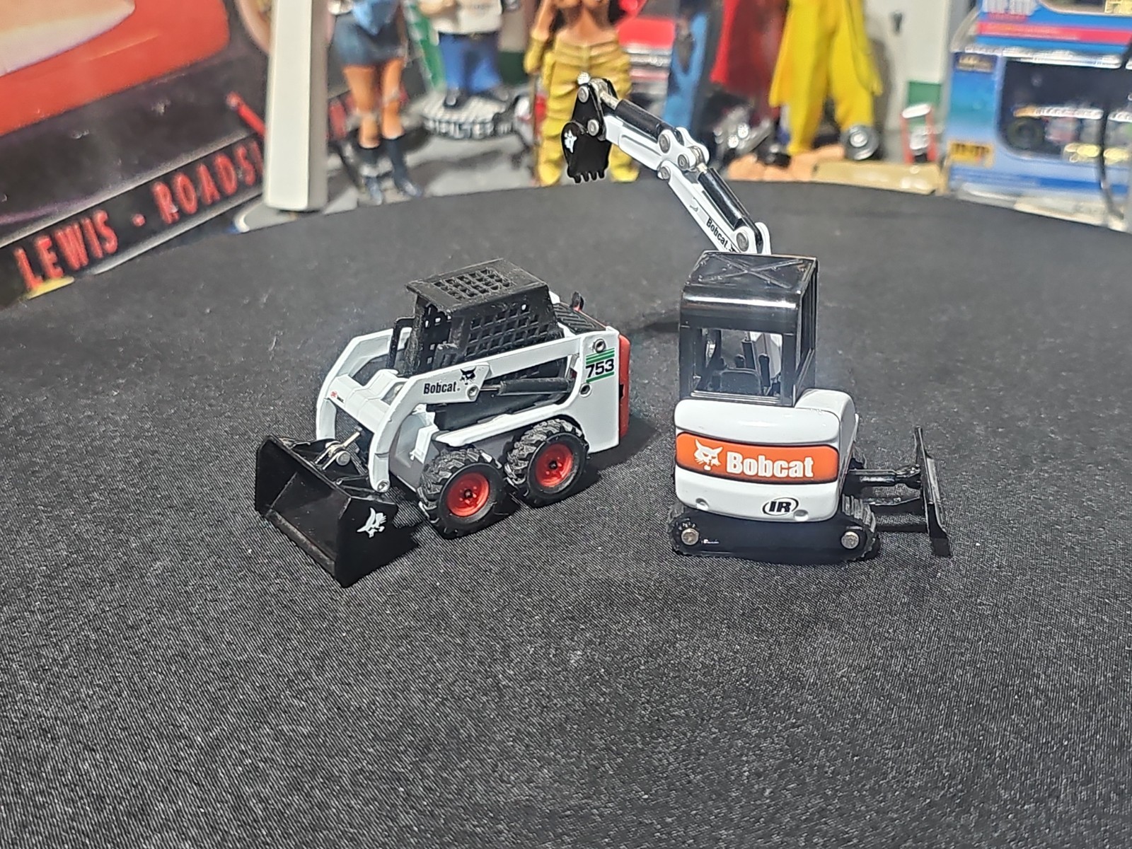VINTAGE ERTL 1/50 Bobcat Lot OF 2 S753 Skid Steer Loader S325 Excavator NICE